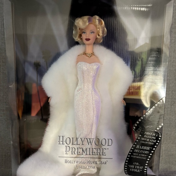 Barbie Hollywood Movie Star Collection in Black and White